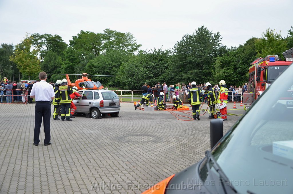 Tag der Offenen Tuer BF Koeln Weidenpesch Scheibenstr P345.JPG